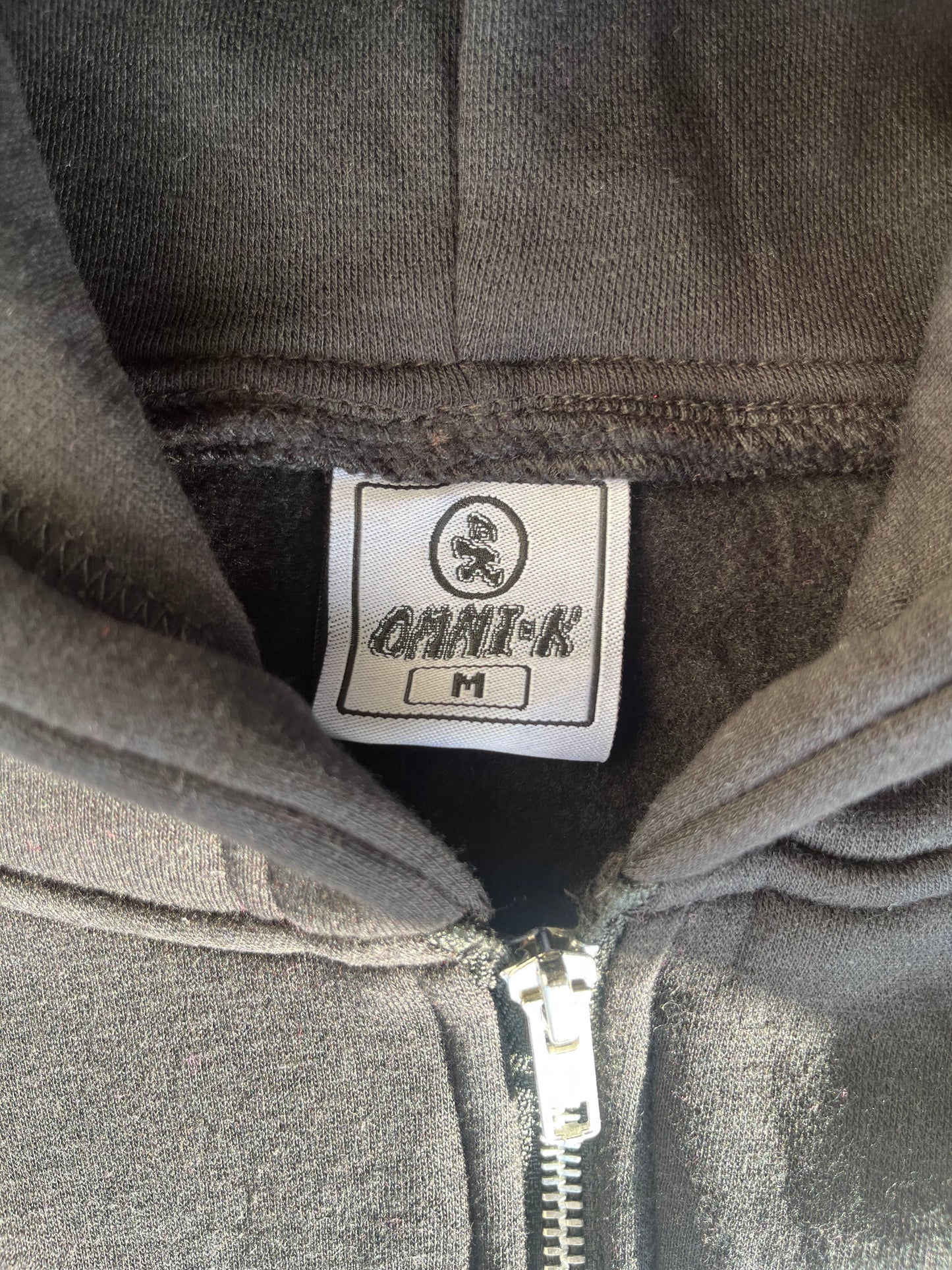 OMNI-K BLACK SPORTS CREST ZIPUP